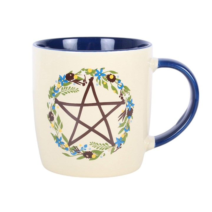 Solstice Wreath Mug - Image 4