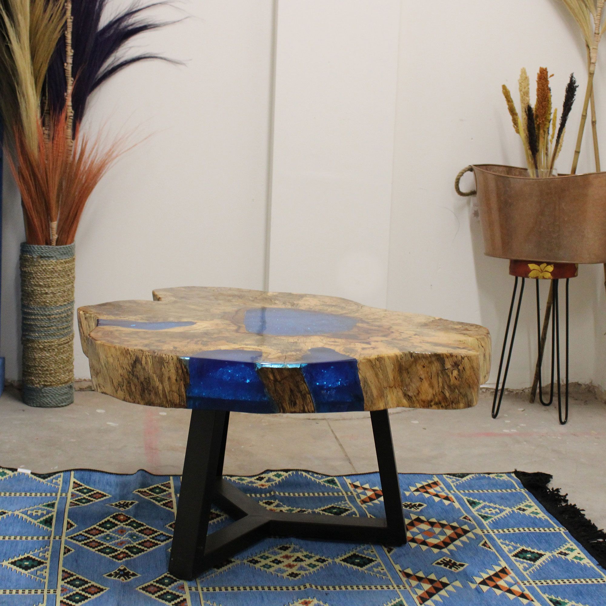 Tamarind and Resin Coffee Table - Sky Blue - Image 10
