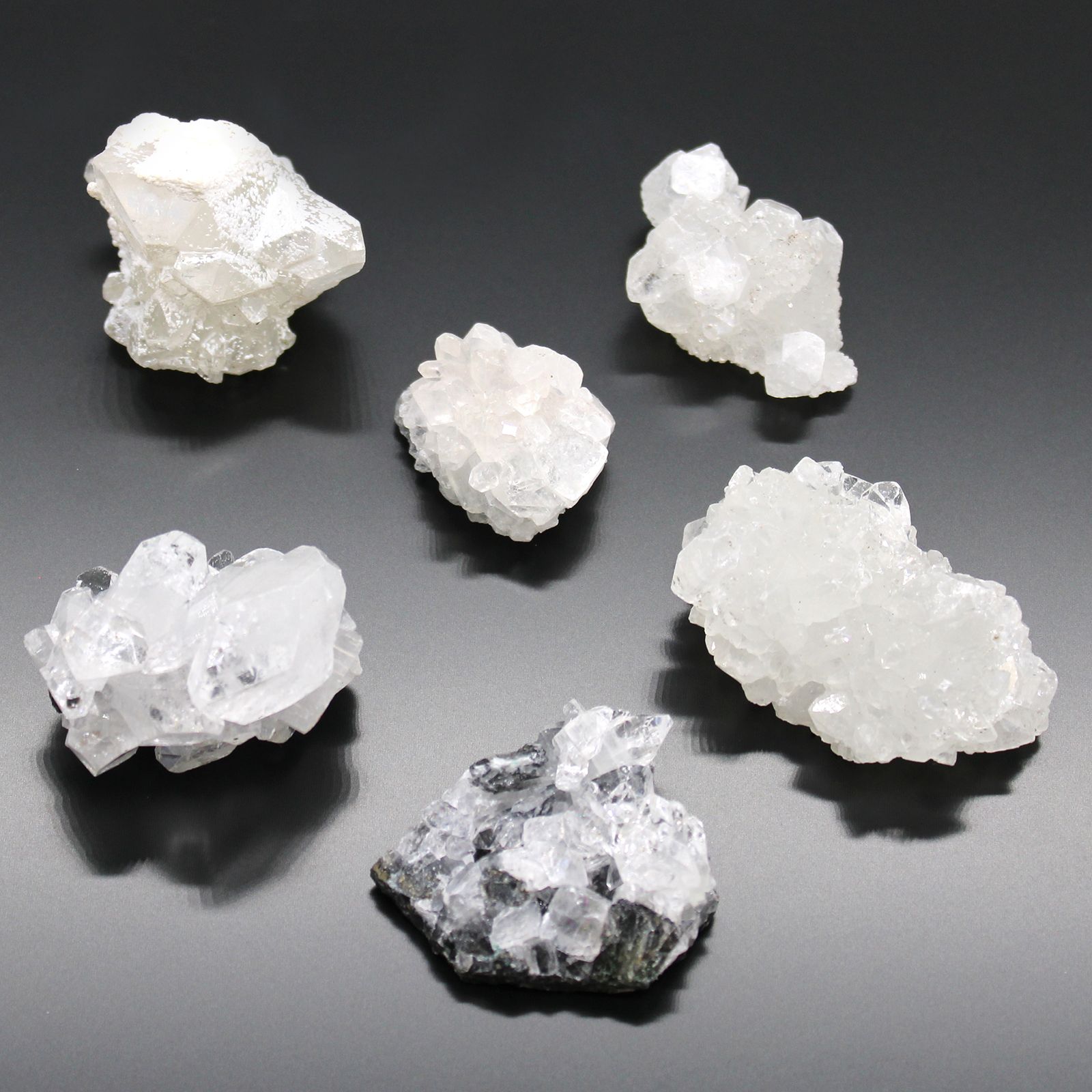 White Apophyllite Clusters 20-30mm - Image 10