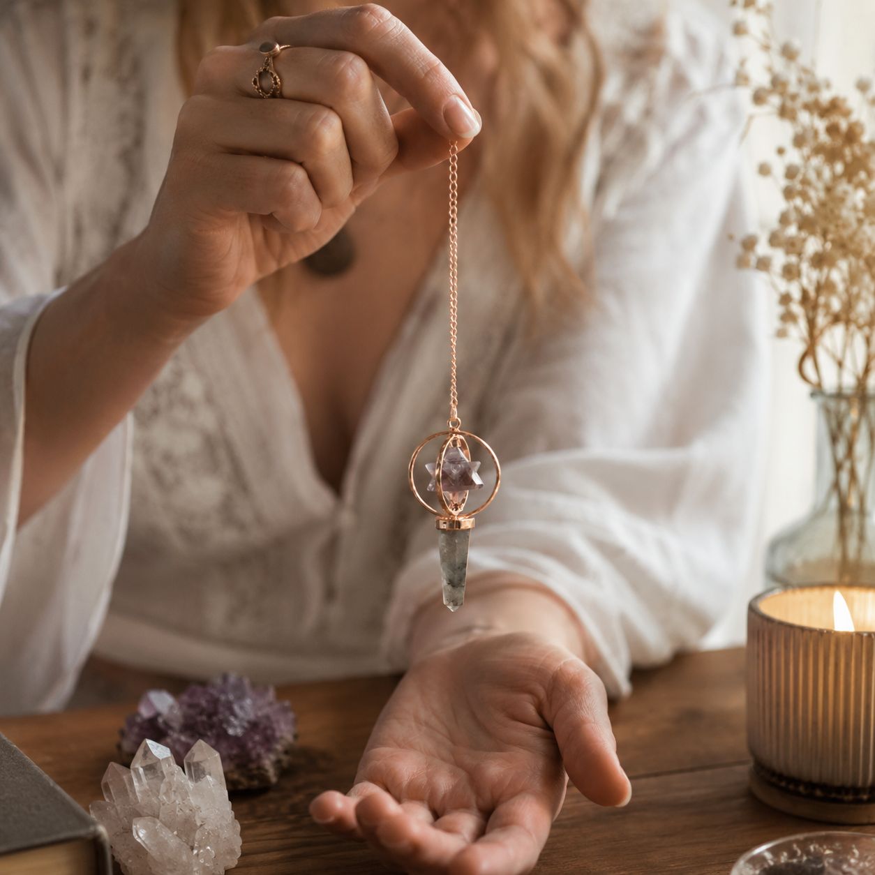 Cosmic Navigator- Two Piece Spinning Merkaba Star in Copper Pendulum - Amethyst & Labradorite - Image 3