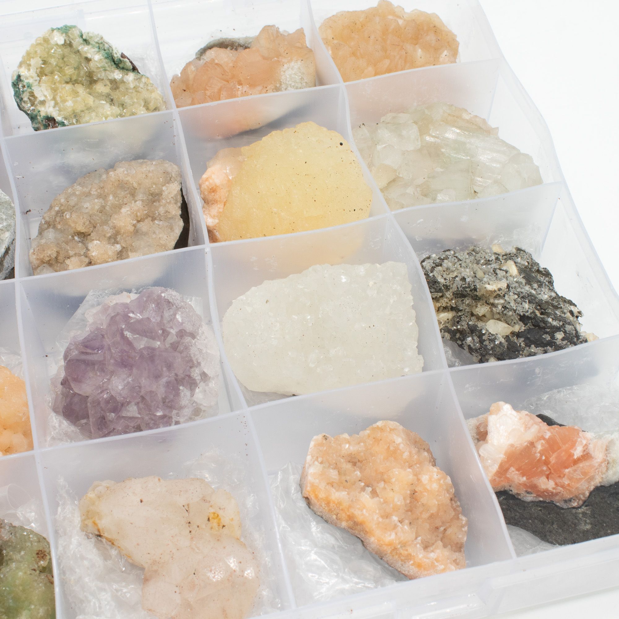 Mineral Specimens - Mixed Indian Zeolites in a Display (White Apophyllite, Stilbite,Finger Quartz, Amethyst, Green Stilbite, Heulandite) - Image 5