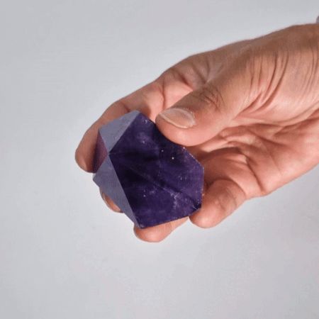Medium Rich Colour Amethyst Points (approx 5.5-6.5cm) - Image 2