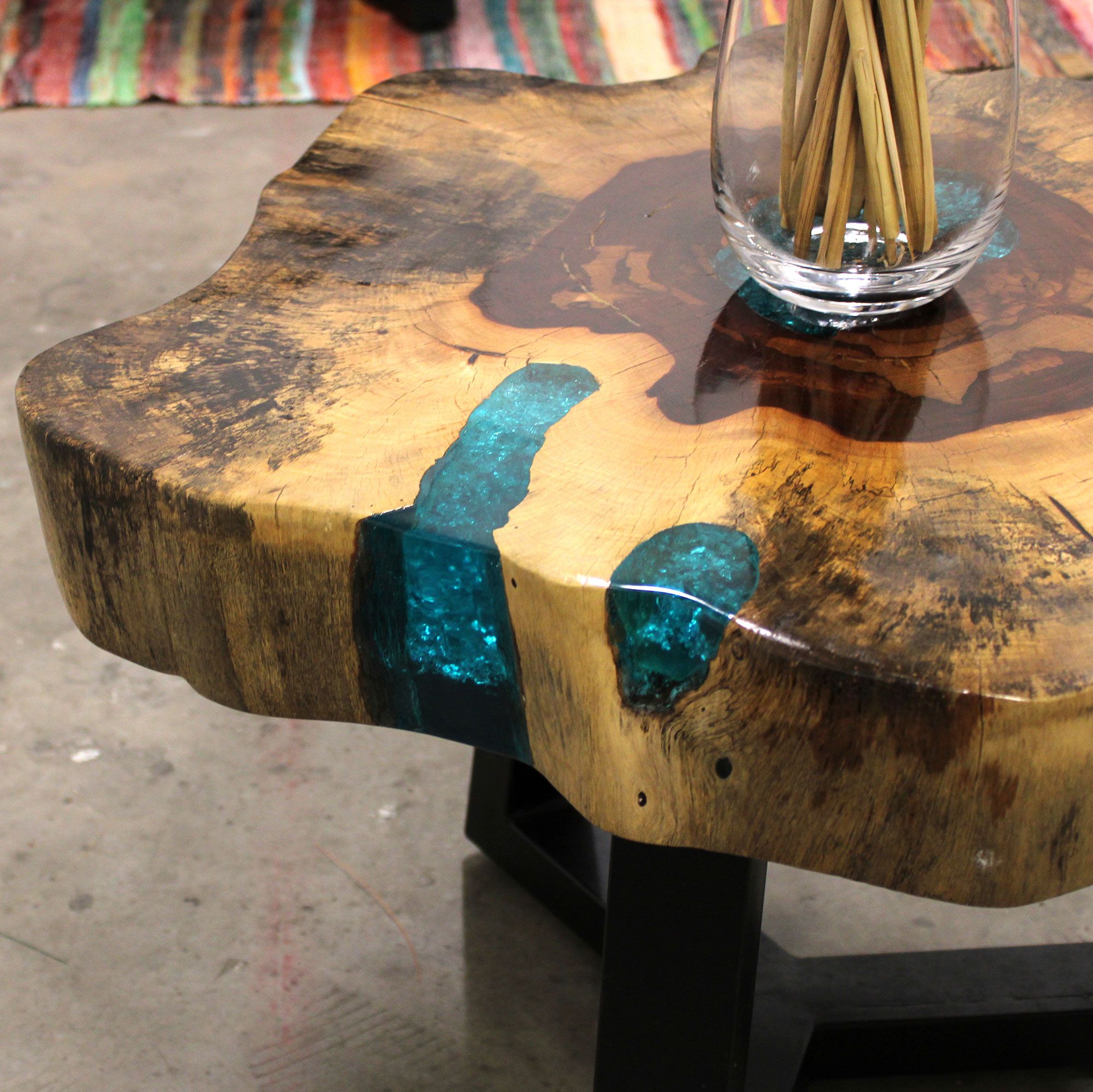 Tamarind and Resin Coffee Table - Aqua - Image 4