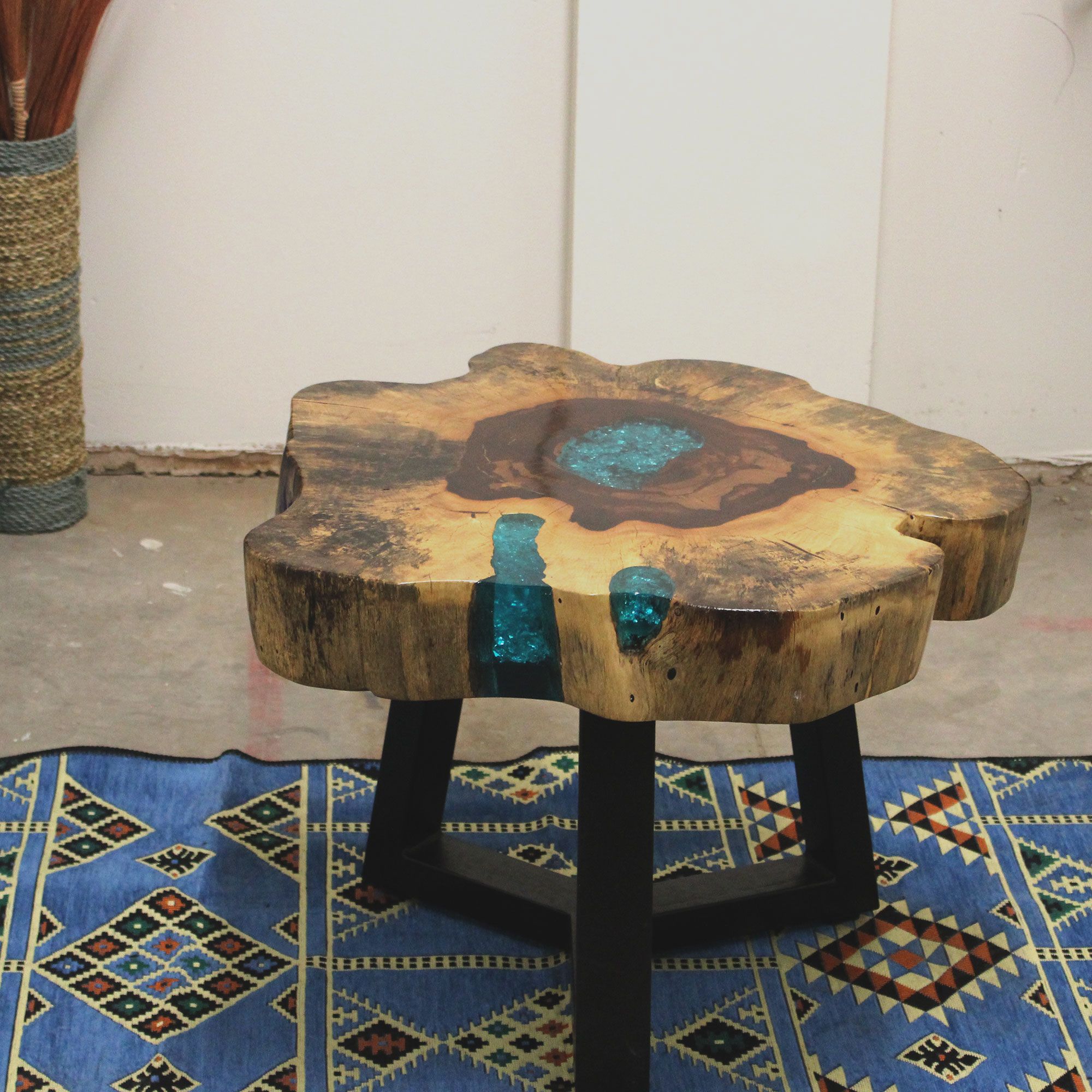 Tamarind and Resin Coffee Table - Aqua - Image 8