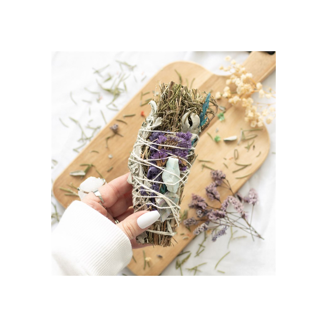 6in Ritual Wand Smudge Stick with Rosemary, Sage and Aventurine - Image 5
